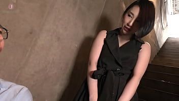 再生 ハプニングホテル ～他人の精液を膣内でかき混ぜ不倫妊娠する魅惑の変態妻～ 舞原聖