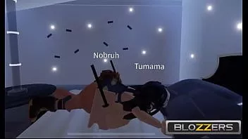 تشغيل فتاة Robloxian مع ولدين في بودكاست robloxian - roblox