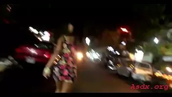 play 精力充沛的日本天后和悸动的丁克