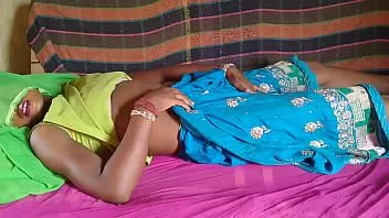 play দেশি সেক্সি ভোজির শাড়ি বিছানায় চোদা best indian sex video real desi sex real desi sexy