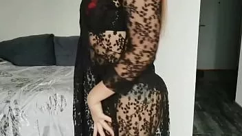 Reproduzir Sexo gostoso com madrasta e enteado depois da masturbação