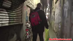 play 阿姆斯特丹游客与荷兰妓女的难忘邂逅