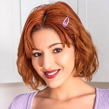 अभिनेता Keely Rose