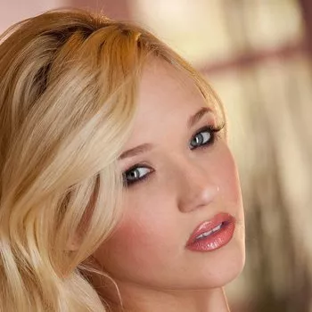 अभिनेता Teagan Summers
