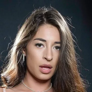 Pornostar Cameron Canela